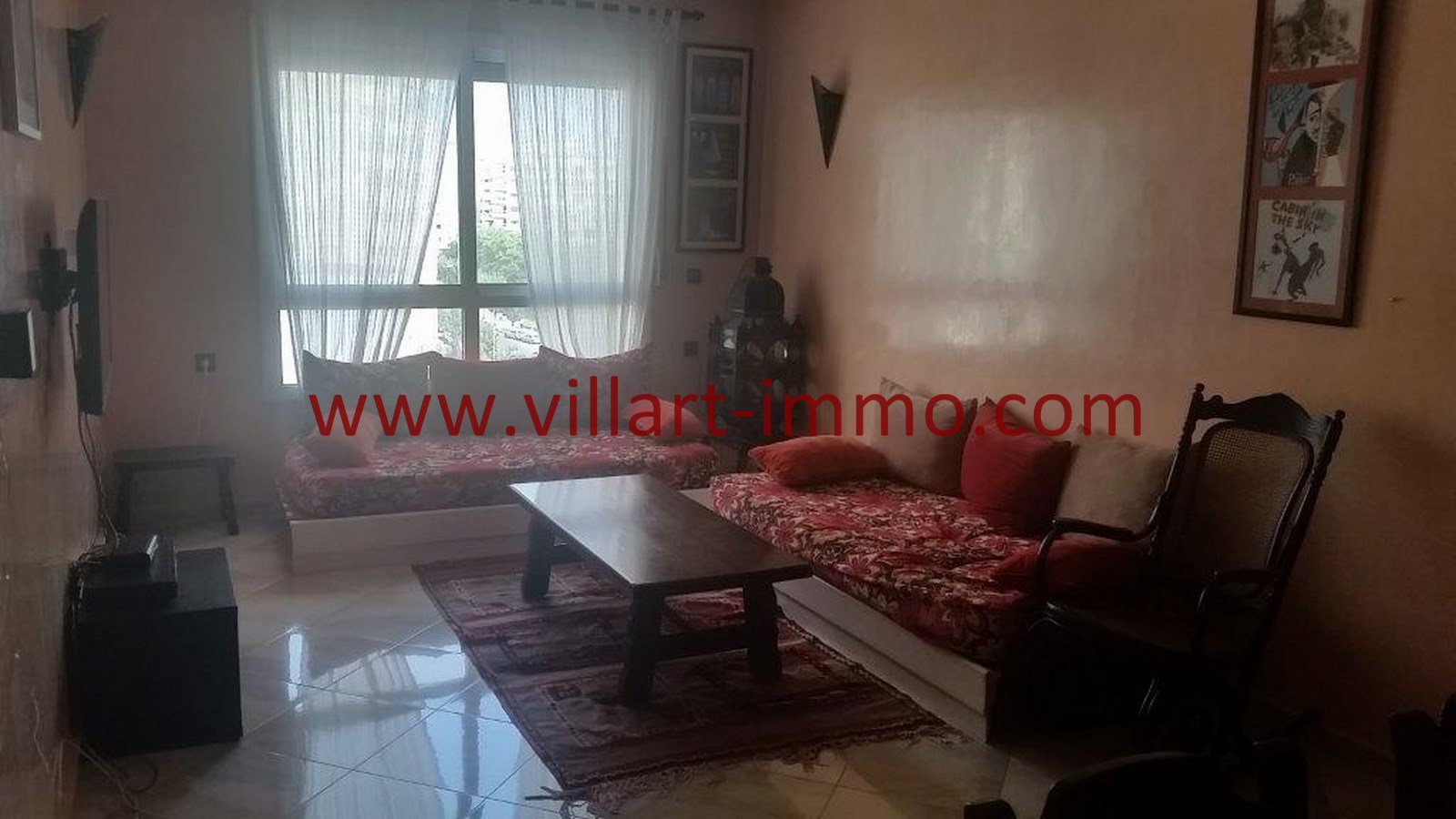 2-location-appartement-meuble-tanger-salon-l856-villart-immo-agence-immobiliere