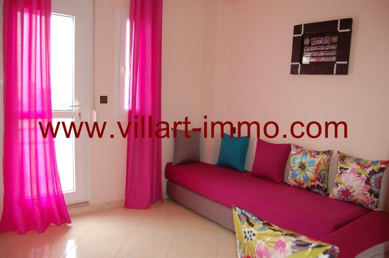 3-location-appartement-meuble-achakar-tanger-salon-2-l954-villart-immo