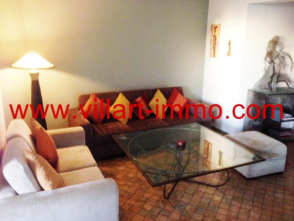 3-location-appartement-meuble-place-de-medina-tanger-salon-l844-villart-immo
