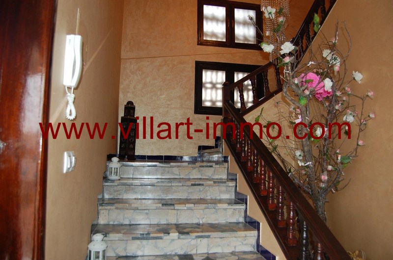 8-location-local-commercial-malabata-tanger-entree-lc961-villart-immo