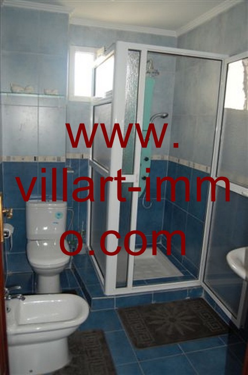 10-location-appartement-meuble-bethoven-tanger-salle-de-bain-l806-villart-immo