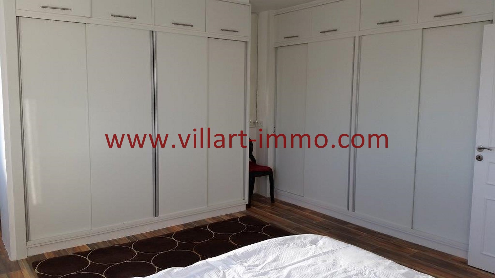 11-Location-Appartement-Meublé-Tanger-Dressing du chambre 1-L759-Villart immo