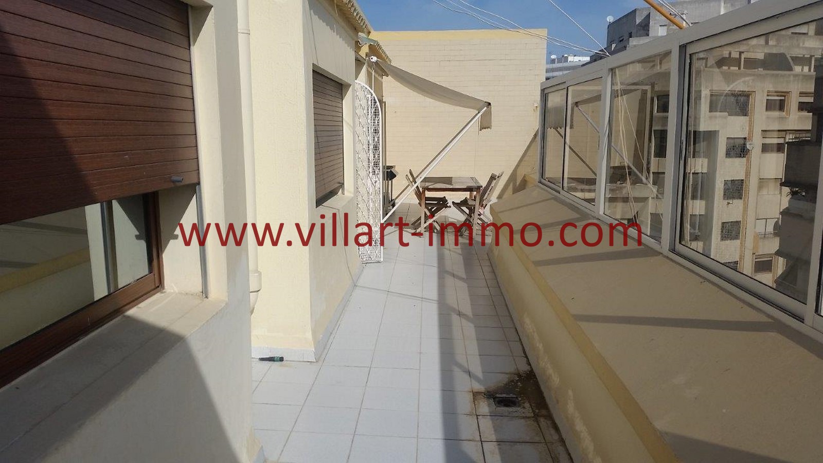 12-location-Appartement-Meublés-Tanger-Centre ville-Terrasse 1-L1014-Villart Immo-Maroc