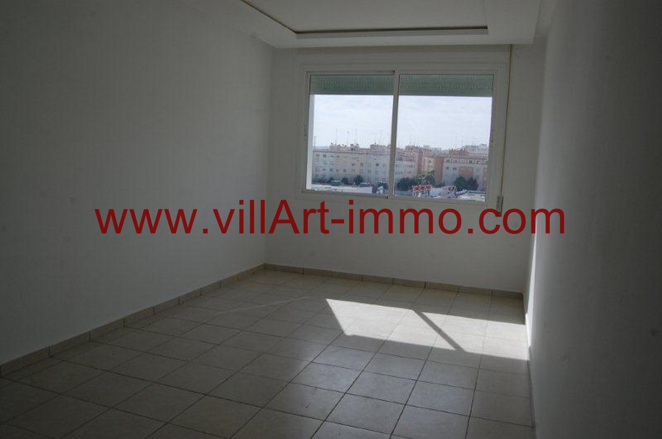 2-Location-Appartement-Non meublé-Tanger-Salon-L733-Villart immo