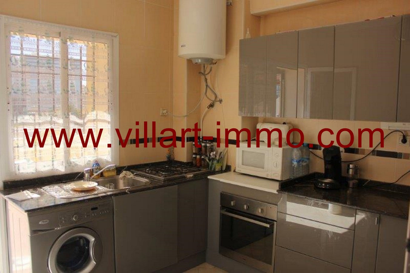 3-Location-Appartement-meublé-Tanger-cuisine-L651-Villart-immo