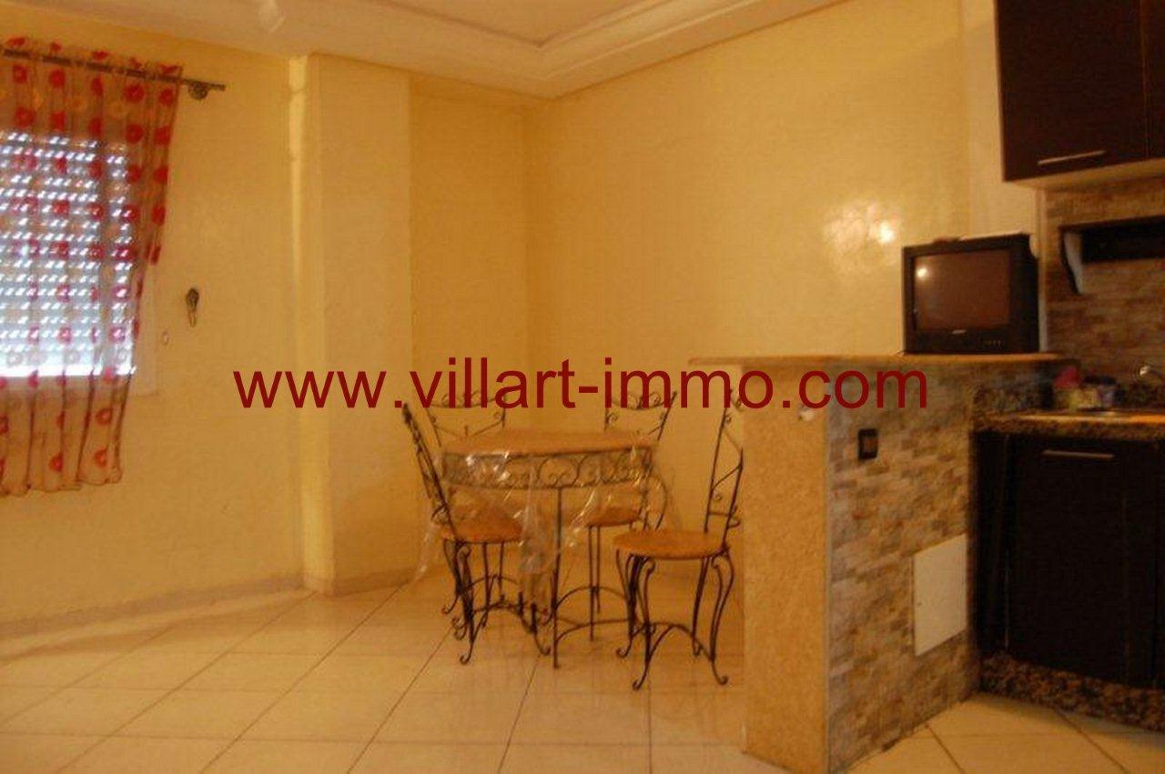 5-Vente-Appartement-Tanger-Salon 2-VA201-Villart Immo