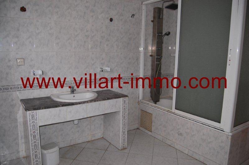 6-A louer-Appartement-Meublé-Tanger-Salle de bain-L888-Villart immo