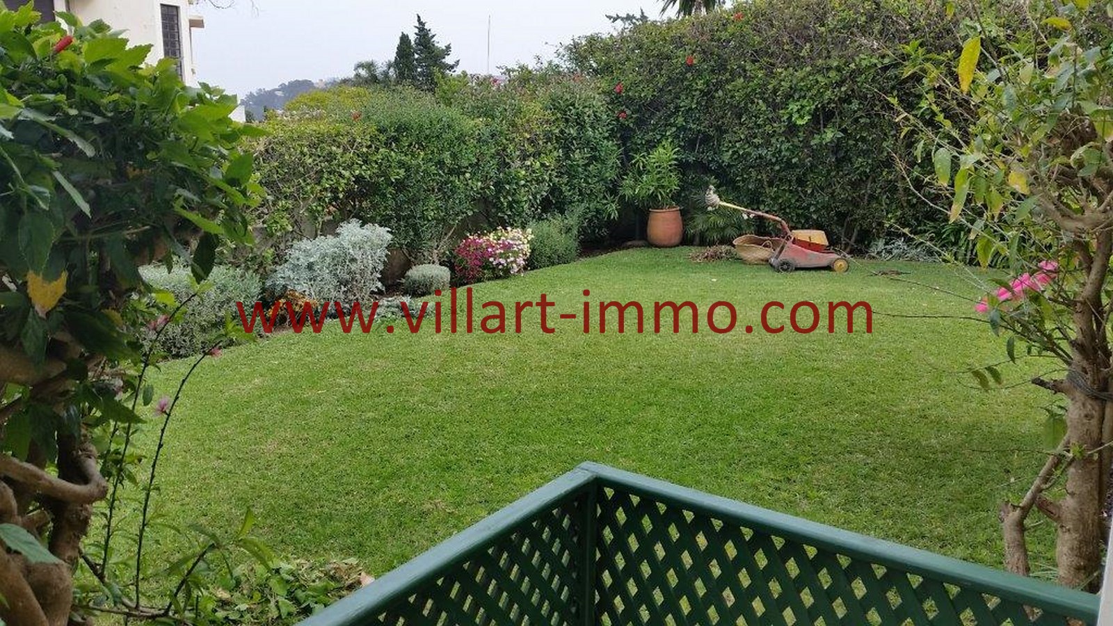 15-a-vendre-tanger-villa-californie-jardin-4-vv459-villart-immo-agence-immobiliere