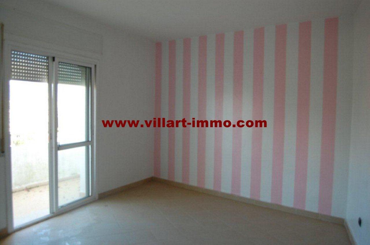 1-Vente-Appartement-Tanger-Salon 1-VA468-Villart Immo