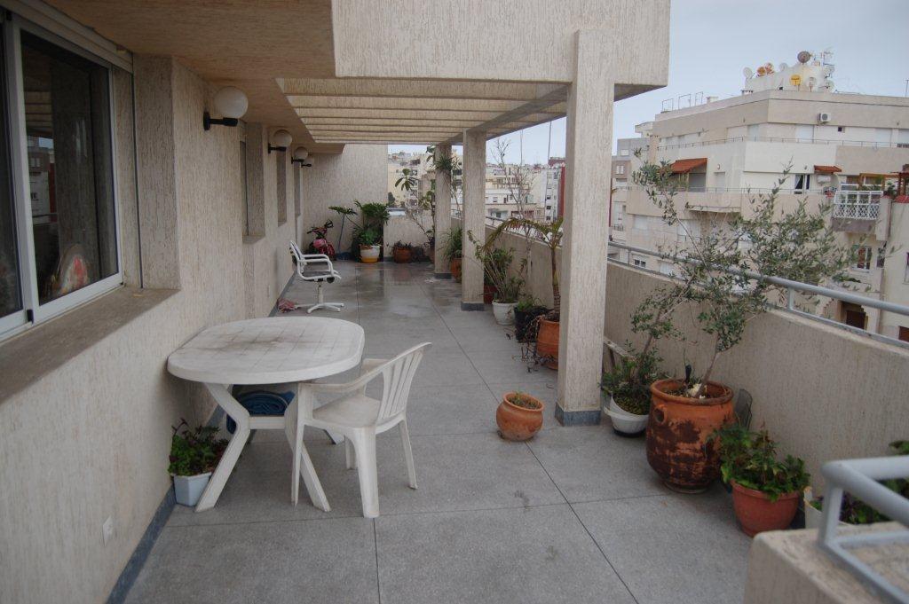 9- Vente -appartement-Tanger-Maroc–Centre-De-ville-Terrasse -VA193-Villartimmo