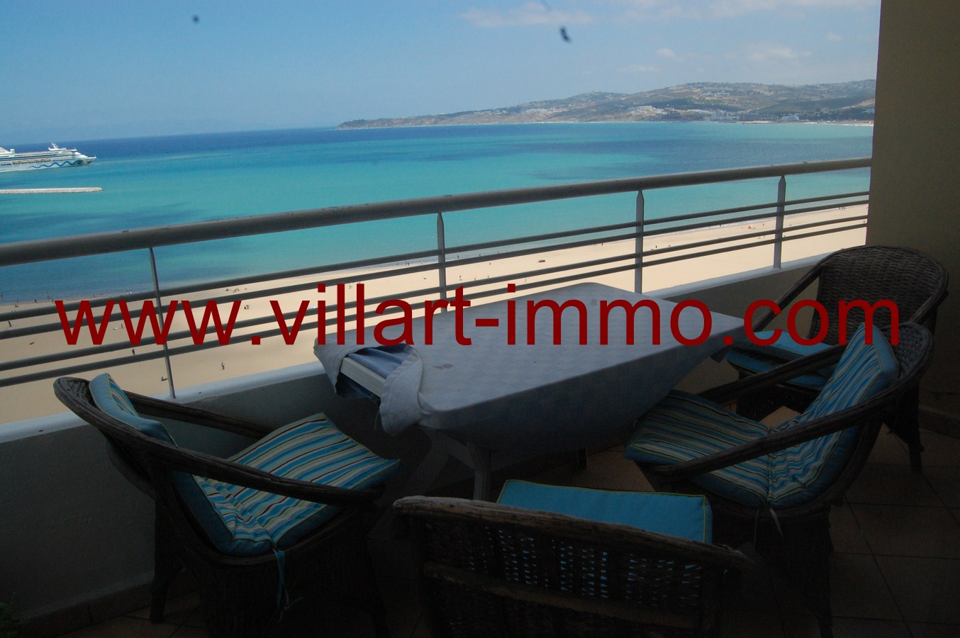 3-Location-Tanger-Appartement-Playa-L448-Balcon