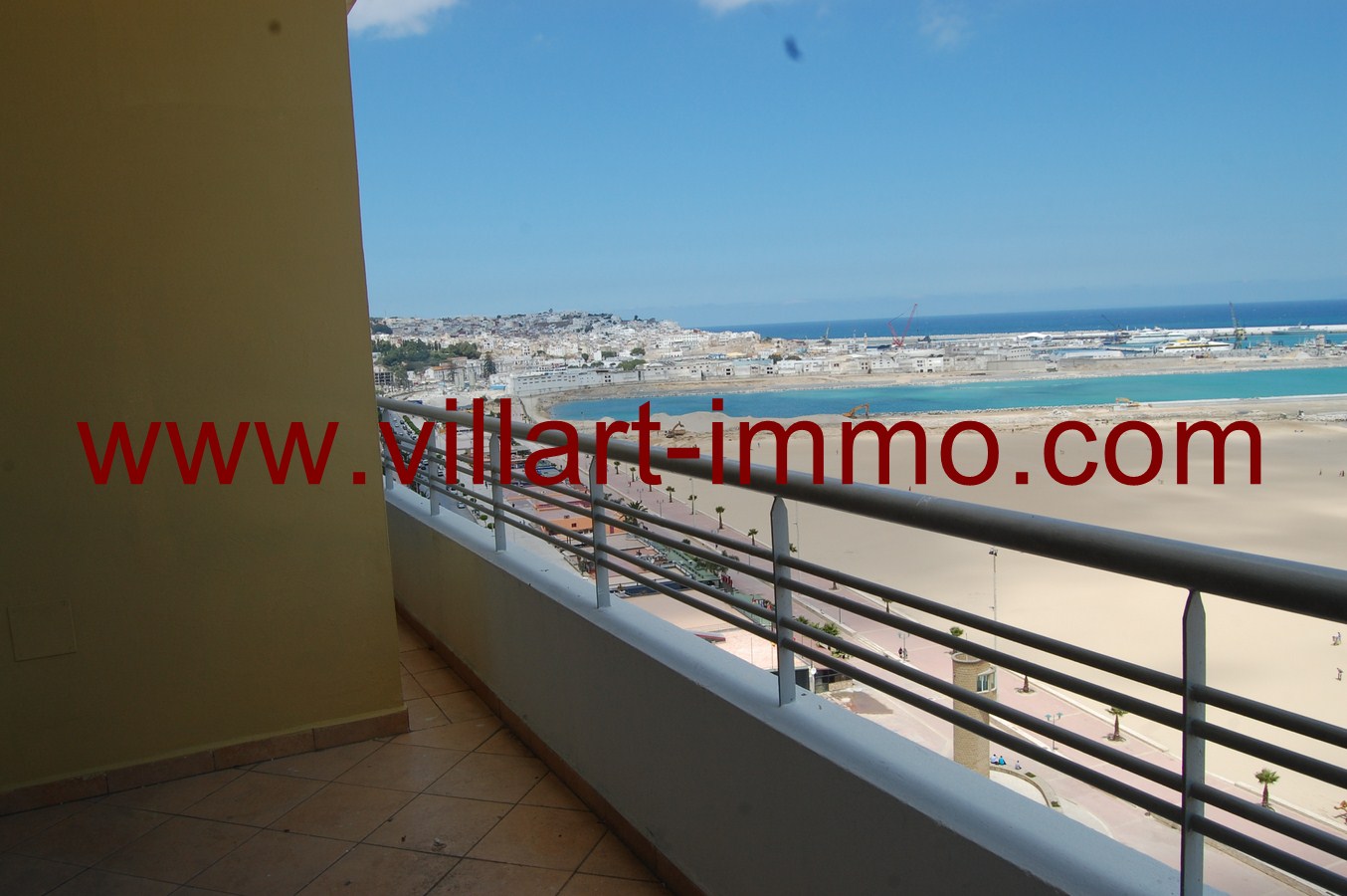9-Location-Tanger-Appartement-Playa-L447-Balcon