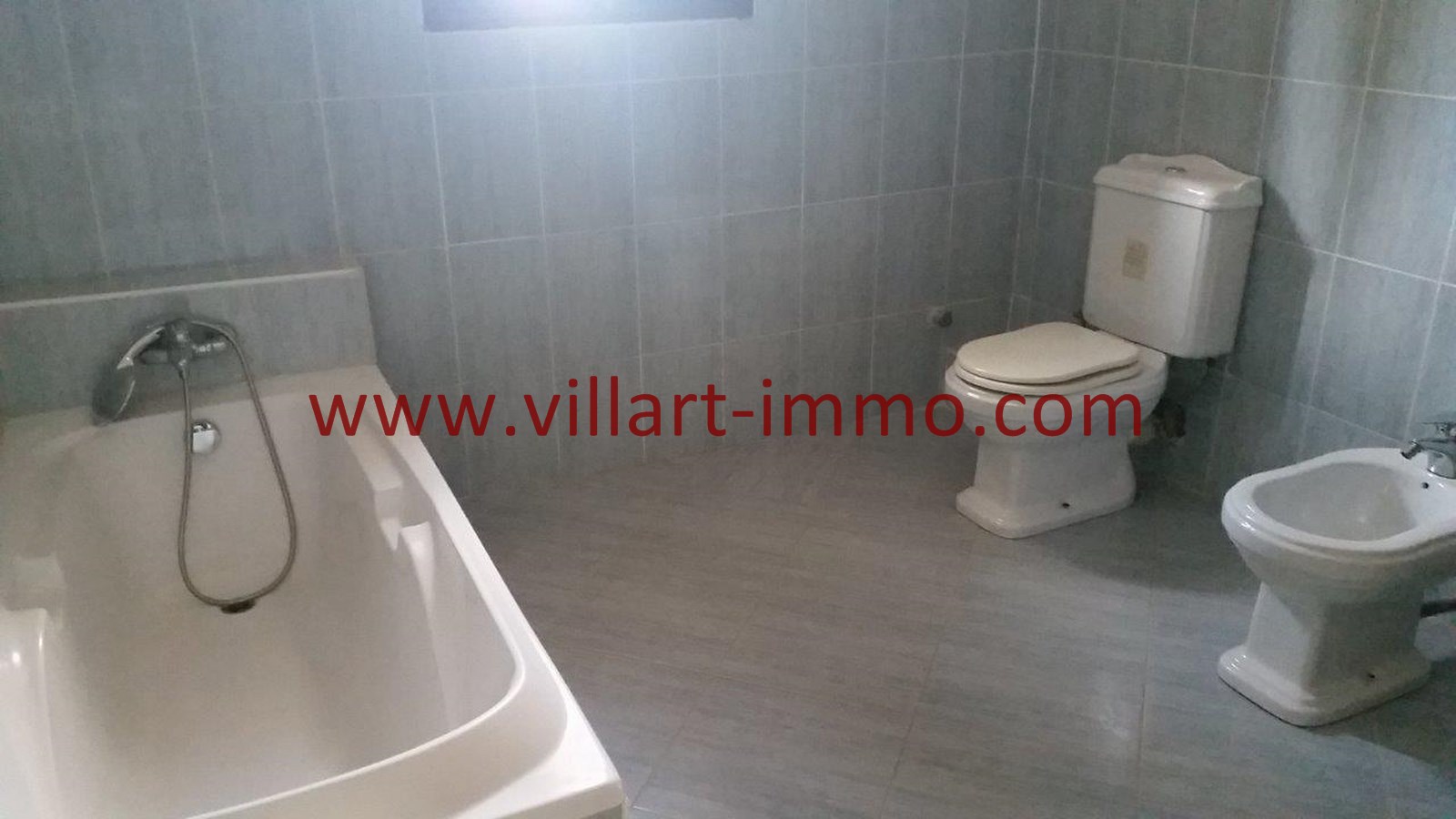 9-Vente-Villa-Tanger-salle de bain 1-VV528-Villart Immo
