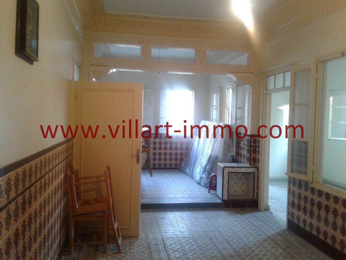 3-Vente-Appartement-Tanger-Salon -VA532-Jirari-Villart Immo
