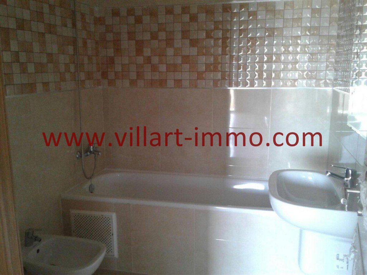 7-Vente-Appartement-Tanger-Malabata-Salle de bain 1 -VA553-Villart Immo